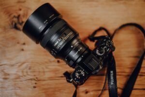 Lampy do aparatów – niezawodne źródło światła w fotografii